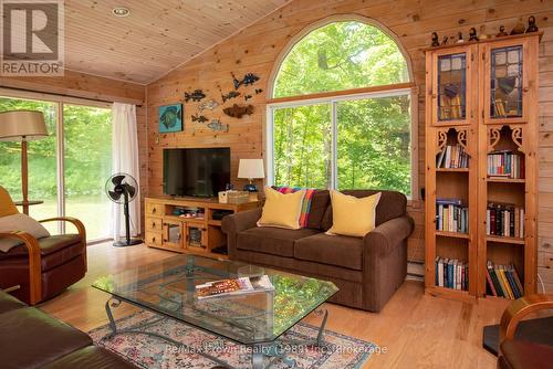 Perfect Family gather place - 294 Everett Drive, Parry Sound Remote Area (Restoule), ON - Indoor Photo Showing Living Room