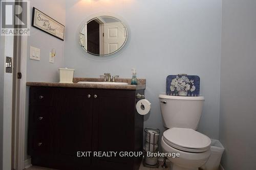1 Quaker Court, Prince Edward County (Wellington Ward), ON - Indoor Photo Showing Bathroom