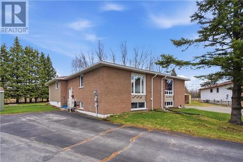 1638 SPRINGBROOK  Greater Sudbury, ON P3A 5E1