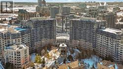 263 - 23 COX BOULEVARD Markham, ON L3R 7Z9