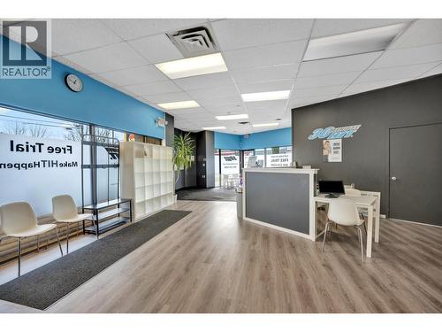 1675 Kingsway, Vancouver, BC 