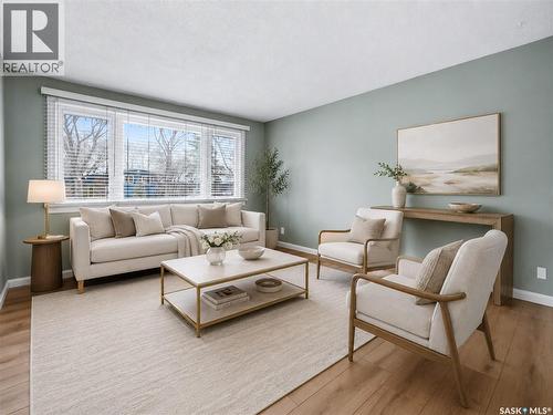 219 Nagel Crescent, Regina, SK - Indoor Photo Showing Living Room