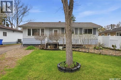 219 Nagel Crescent, Regina, SK - Outdoor
