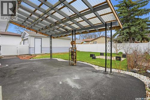 219 Nagel Crescent, Regina, SK - Outdoor