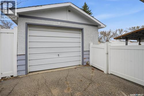 219 Nagel Crescent, Regina, SK - Outdoor With Exterior