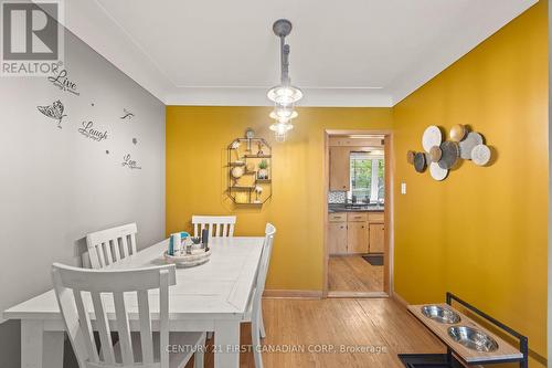 58 Centre Crescent N, London South (South D), ON - Indoor Photo Showing Dining Room
