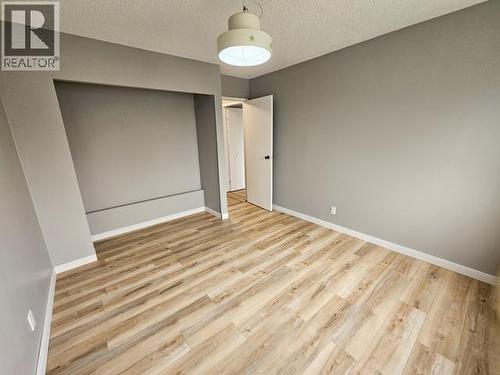 620 Yates Crescent, Faro, YT - Indoor Photo Showing Other Room