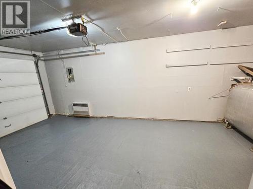 620 Yates Crescent, Faro, YT - Indoor Photo Showing Garage
