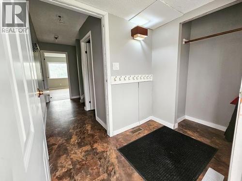 620 Yates Crescent, Faro, YT - Indoor Photo Showing Other Room