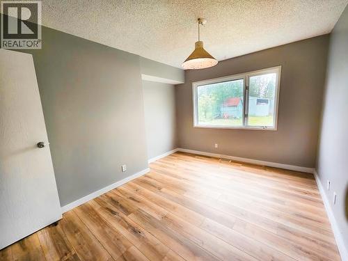 620 Yates Crescent, Faro, YT - Indoor Photo Showing Other Room