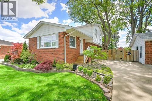 115 MAIN STREET South  Amherstburg, ON N9V 2L2