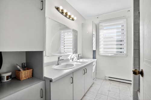 Salle de bains - 19470 Boul. Elkas, Kirkland, QC - Indoor Photo Showing Bathroom