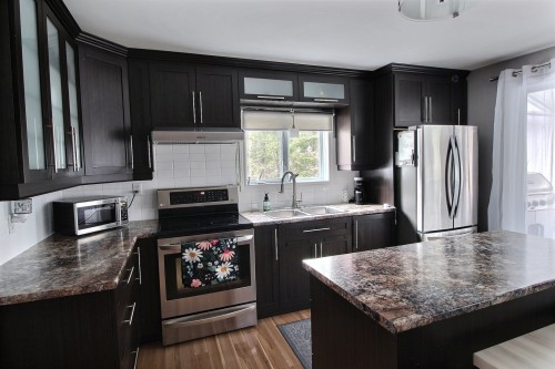 Cuisine - 1151 Ch. De La Croix, Rouyn-Noranda, QC - Indoor Photo Showing Kitchen With Double Sink