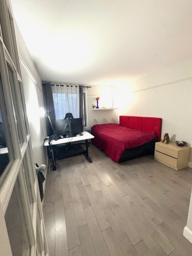 Chambre à coucher - 208-3073 Rue Édouard-Montpetit, Laval (Chomedey), QC - Indoor Photo Showing Other Room
