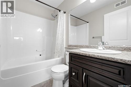 5038 Anthony Way, Regina, SK - Indoor Photo Showing Bathroom