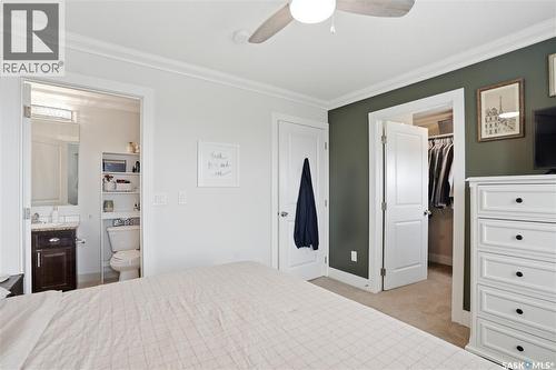 431 Eaton Lane, Saskatoon, SK - Indoor Photo Showing Bedroom