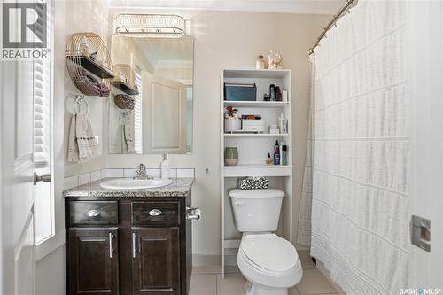 431 Eaton Lane, Saskatoon, SK - Indoor Photo Showing Bathroom