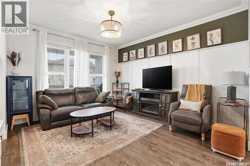 431 Eaton Lane, Saskatoon, SK - Indoor Photo Showing Living Room