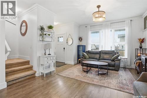 431 Eaton Lane, Saskatoon, SK - Indoor Photo Showing Living Room