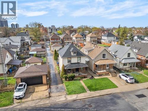 836 Elliott, Windsor, ON - Outdoor