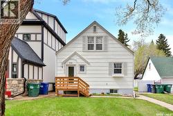 312 McKinnon AVENUE S  Saskatoon, SK S7N 1J6