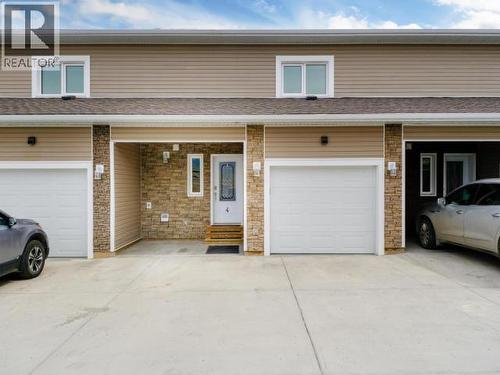 4-60 CAPRICE COURT  Whitehorse, YT Y1A 0N6