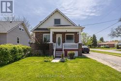 241 ANNIS STREET Oshawa (Lakeview), ON L1H 3P8