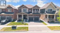 207 SYMINGTON AVENUE Oshawa, ON L1L 0J8