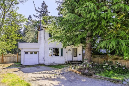 3709 Long Lake Terr  Nanaimo, BC V9T 2V2