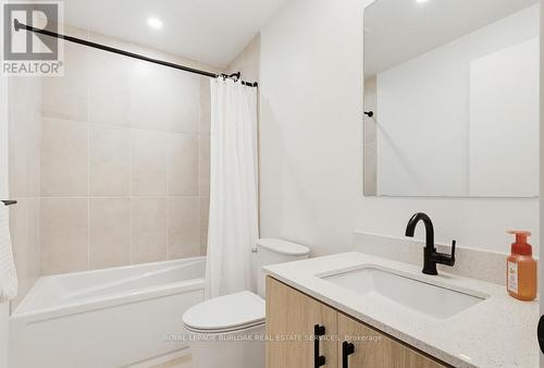 208 - 4878 Powers Common, Burlington, ON - Indoor Photo Showing Bathroom