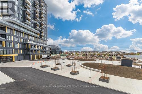 208 - 4878 Powers Common, Burlington, ON - Outdoor