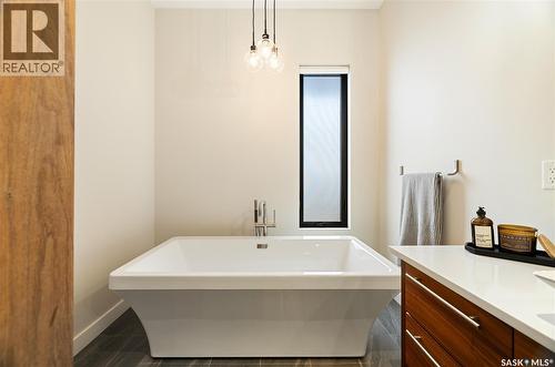 3430 Green Brook Road, Regina, SK - Indoor Photo Showing Bathroom