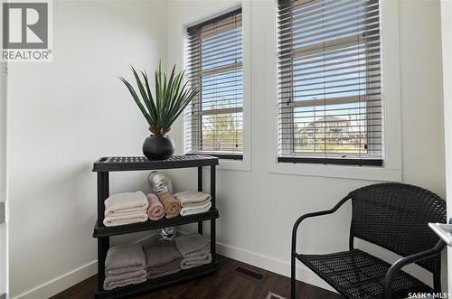 3430 Green Brook Road, Regina, SK - Indoor