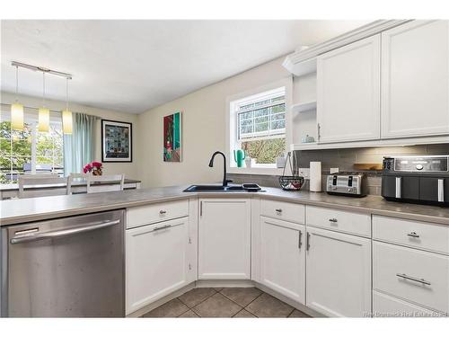 15 Glenforest Dr, Riverview, NB 