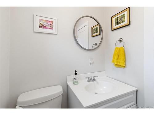 15 Glenforest Dr, Riverview, NB 
