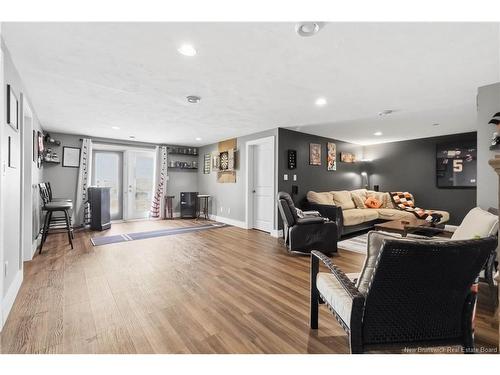 15 Glenforest Dr, Riverview, NB 