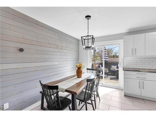 368 Canterbury Dr, Fredericton, NB 