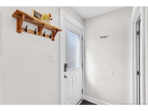 368 Canterbury Dr, Fredericton, NB 
