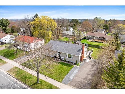368 Canterbury Dr, Fredericton, NB 