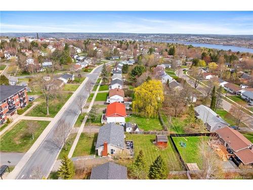 368 Canterbury Dr, Fredericton, NB 