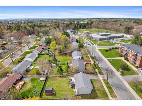 368 Canterbury Dr, Fredericton, NB 