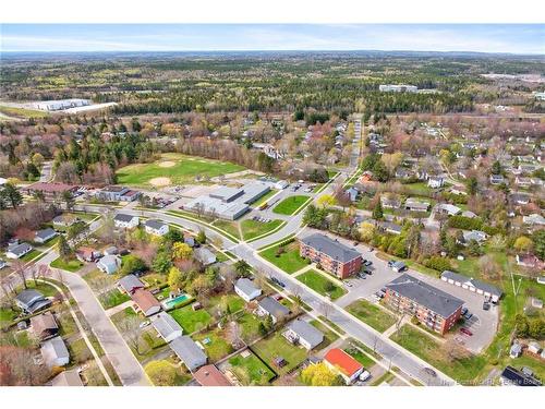 368 Canterbury Dr, Fredericton, NB 