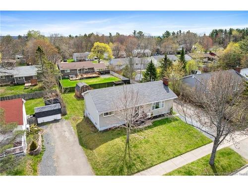 368 Canterbury Dr, Fredericton, NB 