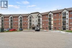 1888 WESTVIEW PARK BOULEVARD Unit# 311 Lasalle, ON N9H 0M1