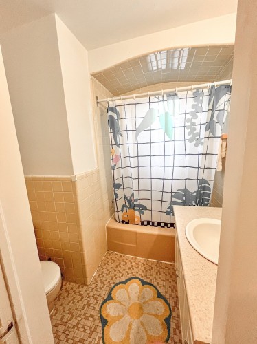 Bathroom - 5764 Av. Fairside, Côte-Saint-Luc, QC - Indoor Photo Showing Bathroom