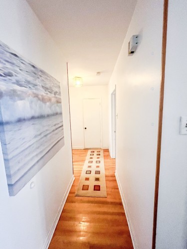 Mud Room - 5764 Av. Fairside, Côte-Saint-Luc, QC - Indoor Photo Showing Other Room