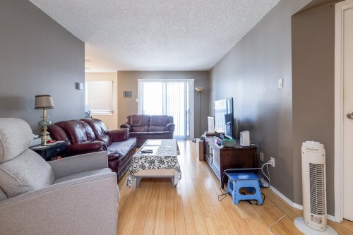 Living Room - 118-1605 Boul. Du Souvenir, Laval (Laval-Des-Rapides), QC - Indoor Photo Showing Living Room