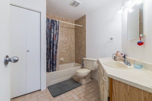 Bathroom - 118-1605 Boul. Du Souvenir, Laval (Laval-Des-Rapides), QC - Indoor Photo Showing Bathroom