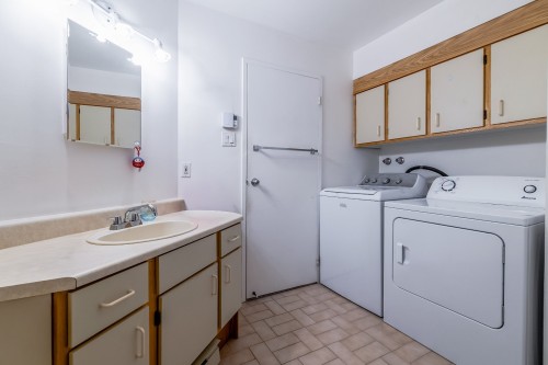 Bathroom - 118-1605 Boul. Du Souvenir, Laval (Laval-Des-Rapides), QC - Indoor Photo Showing Laundry Room