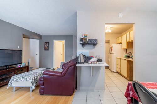 Kitchen - 118-1605 Boul. Du Souvenir, Laval (Laval-Des-Rapides), QC - Indoor